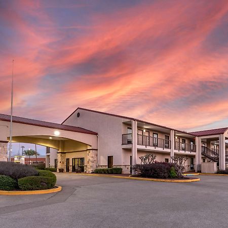 Best Western Lindale Inn Dış mekan fotoğraf