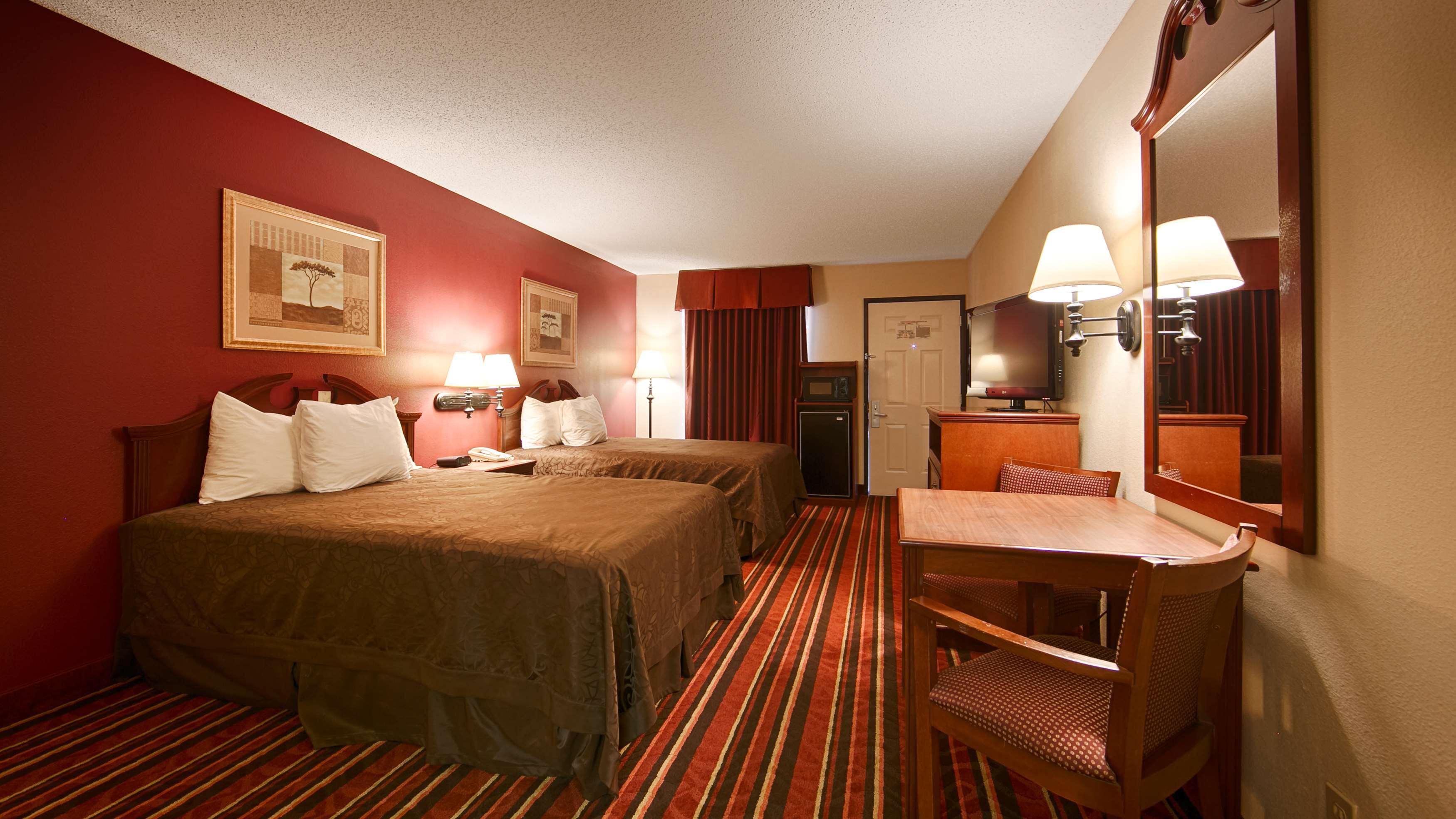 Best Western Lindale Inn Dış mekan fotoğraf